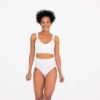 Zip front blanc porté